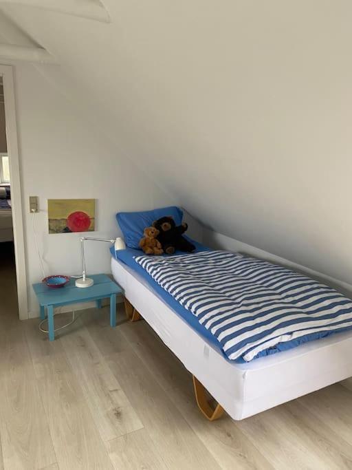Skont Hus Pa Landet Taet Pa Billund Villa Give Exterior photo