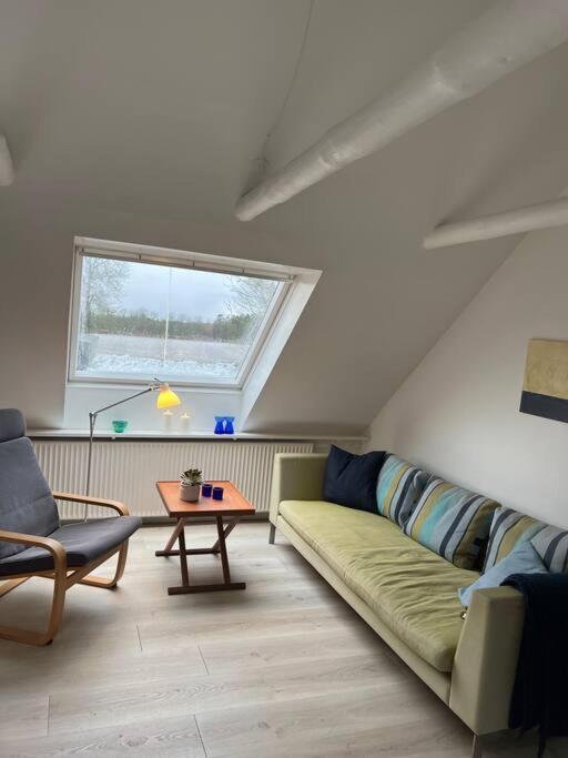 Skont Hus Pa Landet Taet Pa Billund Villa Give Exterior photo